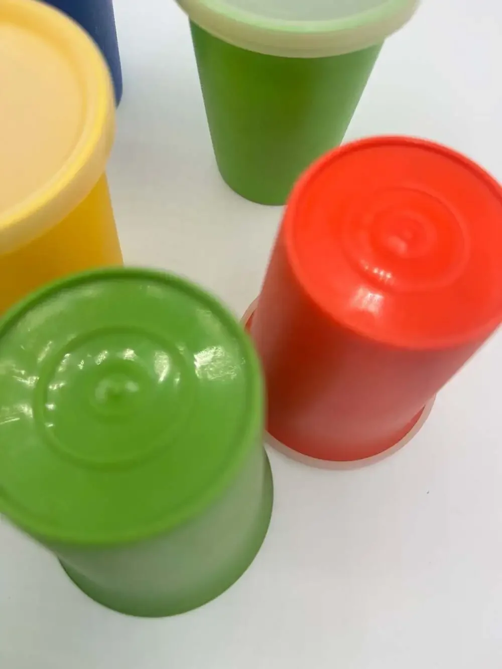 Vintage Tupperware Tumblers with Lids, Set of 6 Multi-Colored Sipper Cups